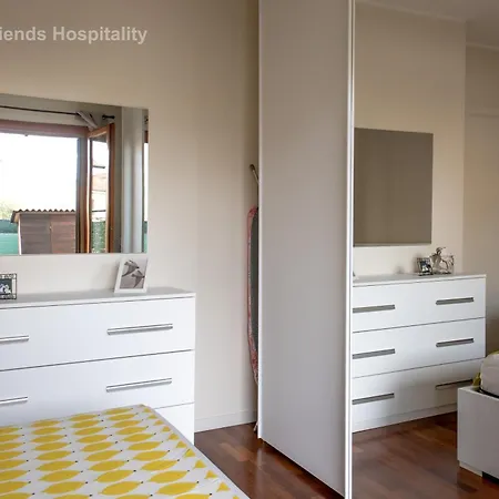 Casa Flowers * 佩萨罗