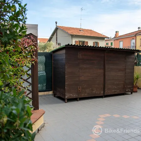 Casa Flowers Apartment *